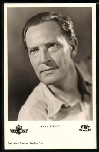 AK Schauspieler Hans Stüwe mit offenem Hemdkragen