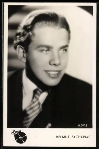 AK Schauspieler Helmut Zacharias mit lächelndem Gesicht
