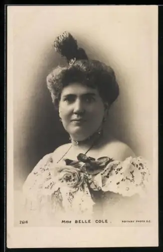 AK Schauspielerin Belle Cole mit Haarknoten