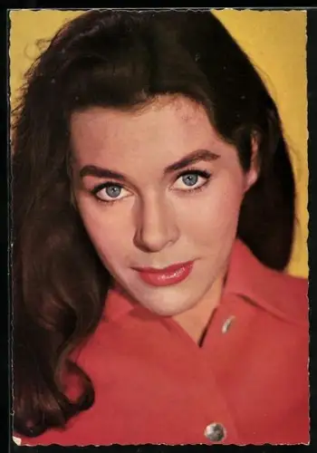 AK Portrait Schauspieler Marianne Koch