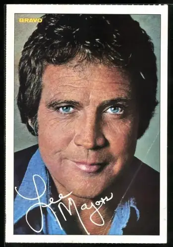 AK Schauspieler Lee Majors im Jeanshemd, Autogramm