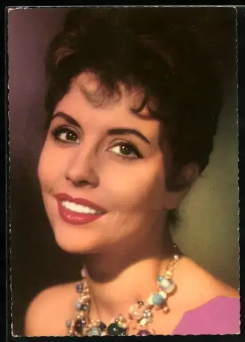 AK Schauspielerin Sonja Ziemann mit lächelndem Gesicht