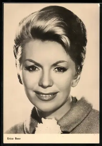 AK Schauspielerin Erica Beer in dem Film Im 6. Stock