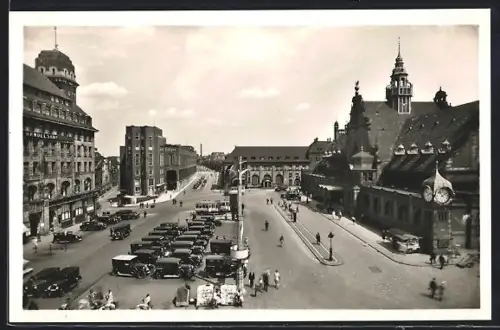 AK Essen, Bahnhofsplatz mit Bahnhof