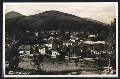 AK Jonsdorf, Blick auf Ort und Buchberg, mit Bahnhof