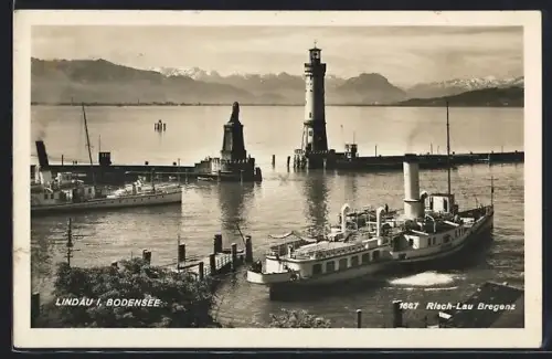 AK Lindau i. Bodensee, Hafen mit Leuchtturm