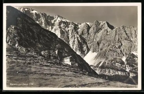 AK Karwendelhaus, Berghütte der Sektion Männer-Turn-Verein München