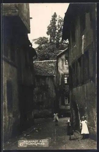 AK Neustadt a. d. H., Turmgasse