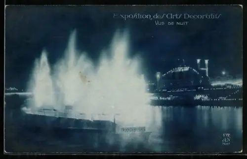 AK Paris, Exposition des Arts décoratifs 1925, Fontaine vu de nuit