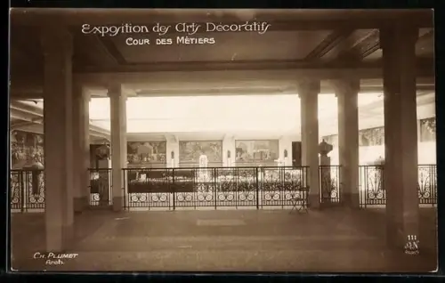 AK Paris, Exposition des Arts décoratifs 1925, Cour des Metiers