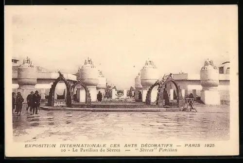 AK Paris, Exposition des Arts décoratifs 1925, Le Pavillon de Sèvres