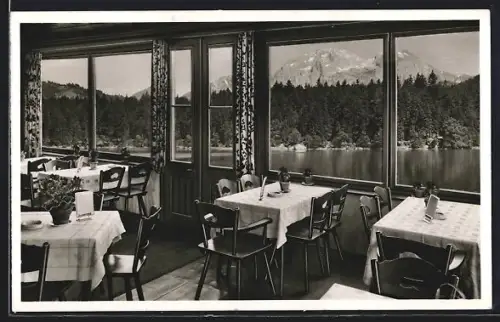 AK Hintersee b. Berchtesgaden, Seehotel Gemsbock, Blick auf See und Berge