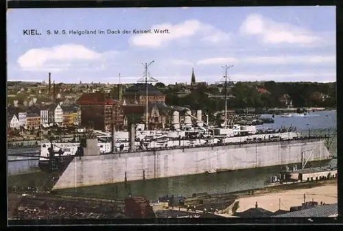 AK Kiel, Linienschiff S.M.S. Helgoland im Dock der kaiserlichen Werft