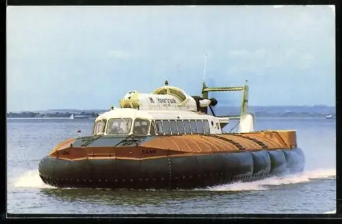 AK SRN 6 Hovercraft der Hovertravel Ltd. im Passagierdienst zwischen Ryde, Southsea und Gosport