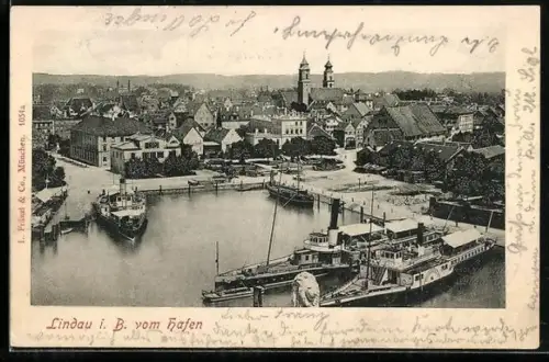 AK Lindau i. B., Raddampfer Friedrichshafen im Hafen von Lindau, Bodensee