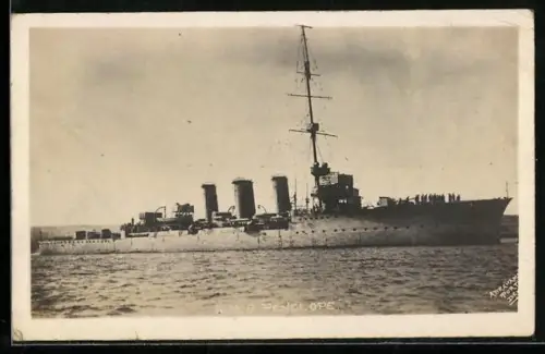 AK Kreuzer H.M.S. Penelope in Seitenansicht, Kriegsschiff
