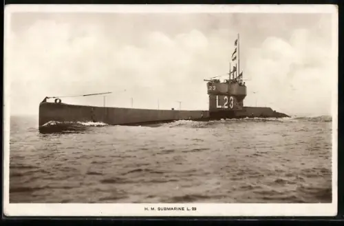AK Britisches U-Boot L-23 auf hoher See
