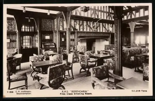 AK Passagierschiff R.M.S. Berengaria, First Class Smoking Room