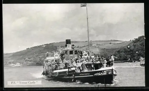 AK Passagierschiff P.S. Totnes Castle in Bugansicht