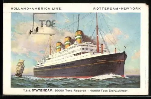 AK Passagierschiff T.S.S. Statendam der Holland-Amerika-Linie auf hoher See passiert ein Segelschiff