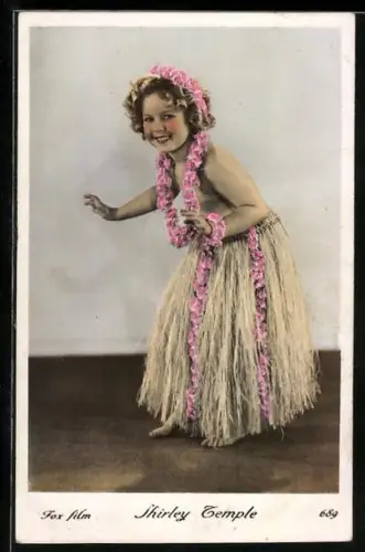 AK Schauspielerin Shirley Temple mit Blumenketten