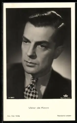 AK Schauspieler Viktor de Kowa, im Anzug portraitiert
