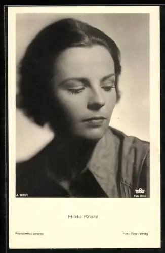 AK Schauspielerin Hilde Krahl zur Seite blickend