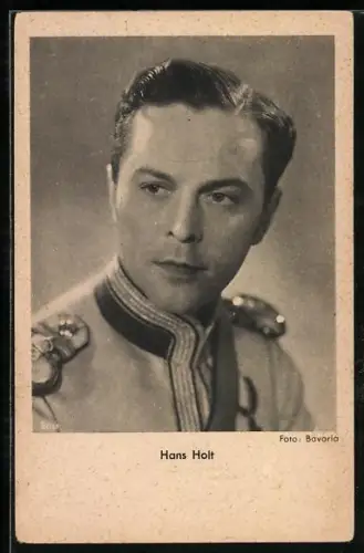 AK Schauspieler Hans Holt, Halbportrait in Paradeuniform