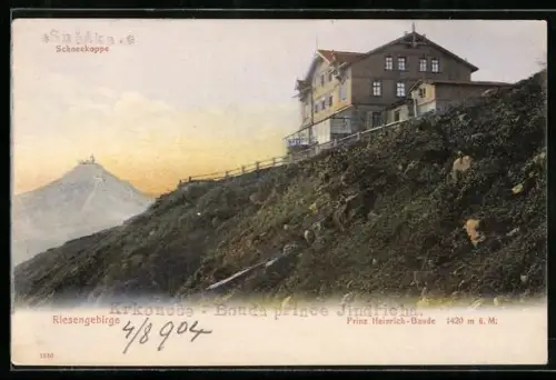 AK Prinz Heinrich-Baude /Riesengebirge, Berghütte mit Schneekoppe