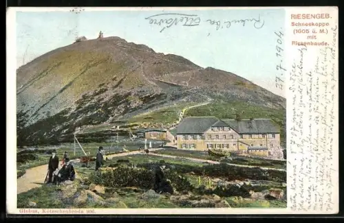 AK Riesenbaude /Riesengebirge, Berghütte mit Besuchern u. Schneekoppe
