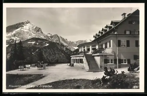 AK Kreuzeckhaus, Berghütte mit Alp und Zugspitze