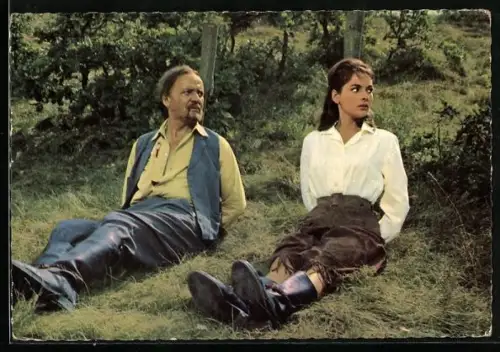 AK Karin Dor und Jan Sid in Der Schatz im Silbersee, Patterson und Ellen, Karl May