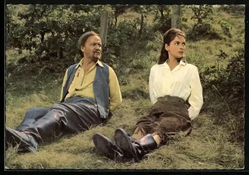 AK Karin Dor und Jan Sid in Der Schatz im Silbersee, Patterson und Ellen, Karl May