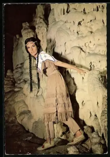 AK Winnetou Teil II, Filmszene mit Karin Dor