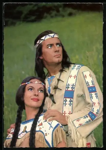 AK Pierre Brice und Karin Dor in Winnetou Teil 2