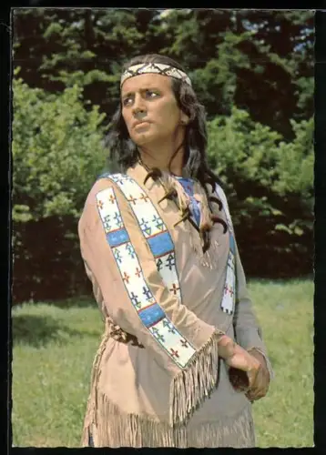 AK Szene aus Winnetou 2 nach Karl May, Pierre Brice als Winnetou