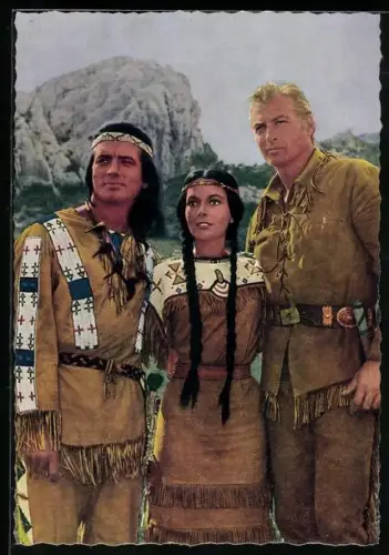 AK Schauspieler Lex Barker, Pierre Brice und Schauspielerin Marie Versini in Winnetou
