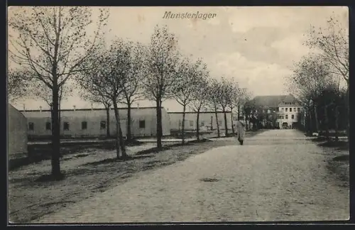 AK Munsterlager, Kasernenanlagen mit Lagerstrasse