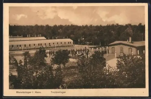 AK Munsterlager i. Hann., Truppenlager, Soldaten auf dem Lagerplatz