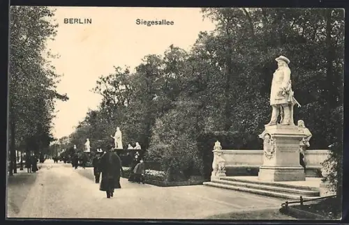 AK Berlin-Tiergarten, Siegesallee mit Statuen und Promenade