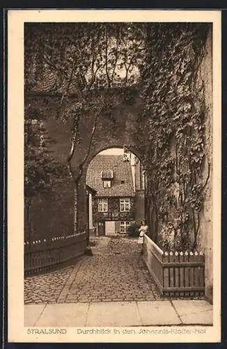 AK Stralsund, Durchblick in den Johannis-Kloster-Hof