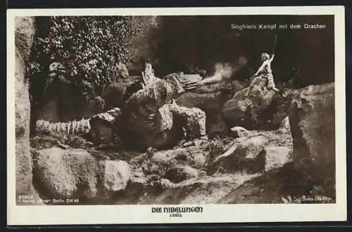 AK Die Nibelungen, Siegfried holt beim Kampf mit dem Drachen zum Schlag aus