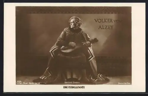 AK Film Die Nibelungen, Schauspieler Bernhard Goetzke im Kostüm als Volker von Alzey mit Laute
