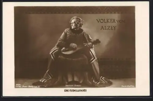 AK Film Die Nibelungen, Schauspieler Bernhard Goetzke im Kostüm als Volker von Alzey mit Laute