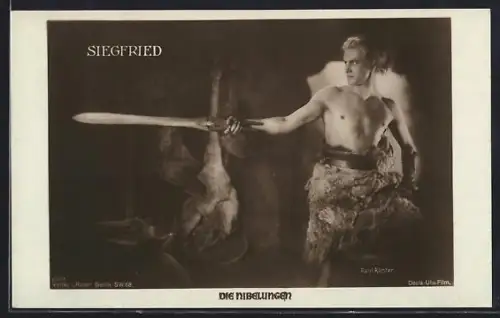 AK Die Nibelungen, Paul Richter als Siegfried mit mächtigem Schwert