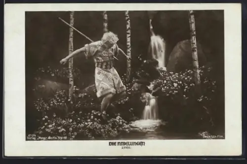 AK Die Nibelungen, Mann mit Speer in der Brust