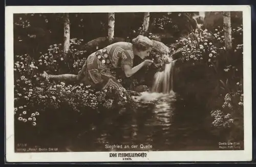 AK Filmszene Die Nibelungen, Siegfried an der Quelle, Regie Fritz Lang