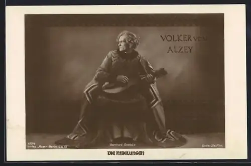 AK Film Die Nibelungen, Schauspieler Bernhard Goetzke im Kostüm als Volker von Alzey mit Laute