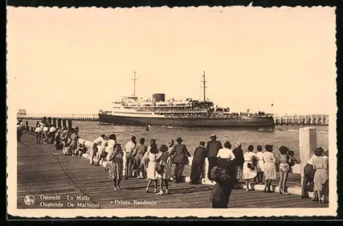 AK Ostende, Passagierschiff Prince Baudouin beim Verlassen des Hafens