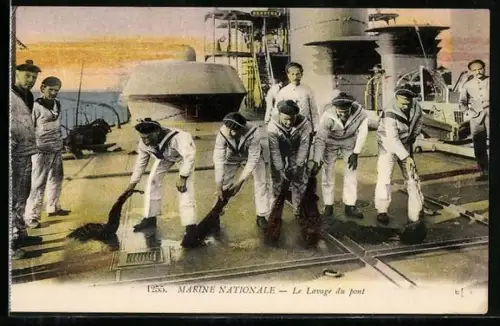 AK Marine Nationale, Le Lavage du pont